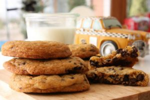 chocolate_chips_cookies_by_baked5_95ec55bfe5ddfe3012182dce1e2076a6