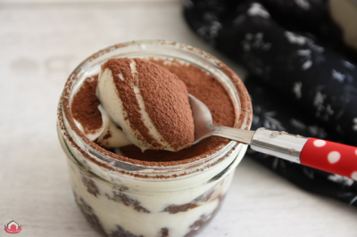 Pratik Tiramisu Tarifi