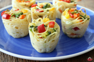 Sebzeli Muffin Spagetti